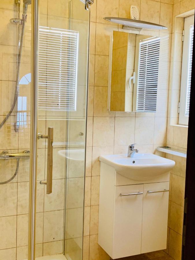 Kotor Muo Apartments C3 ภายนอก รูปภาพ