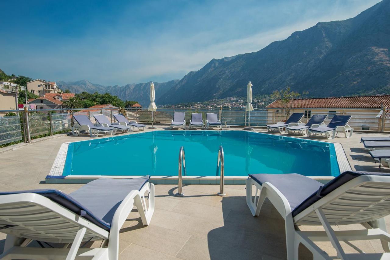 Kotor Muo Apartments C3 ภายนอก รูปภาพ