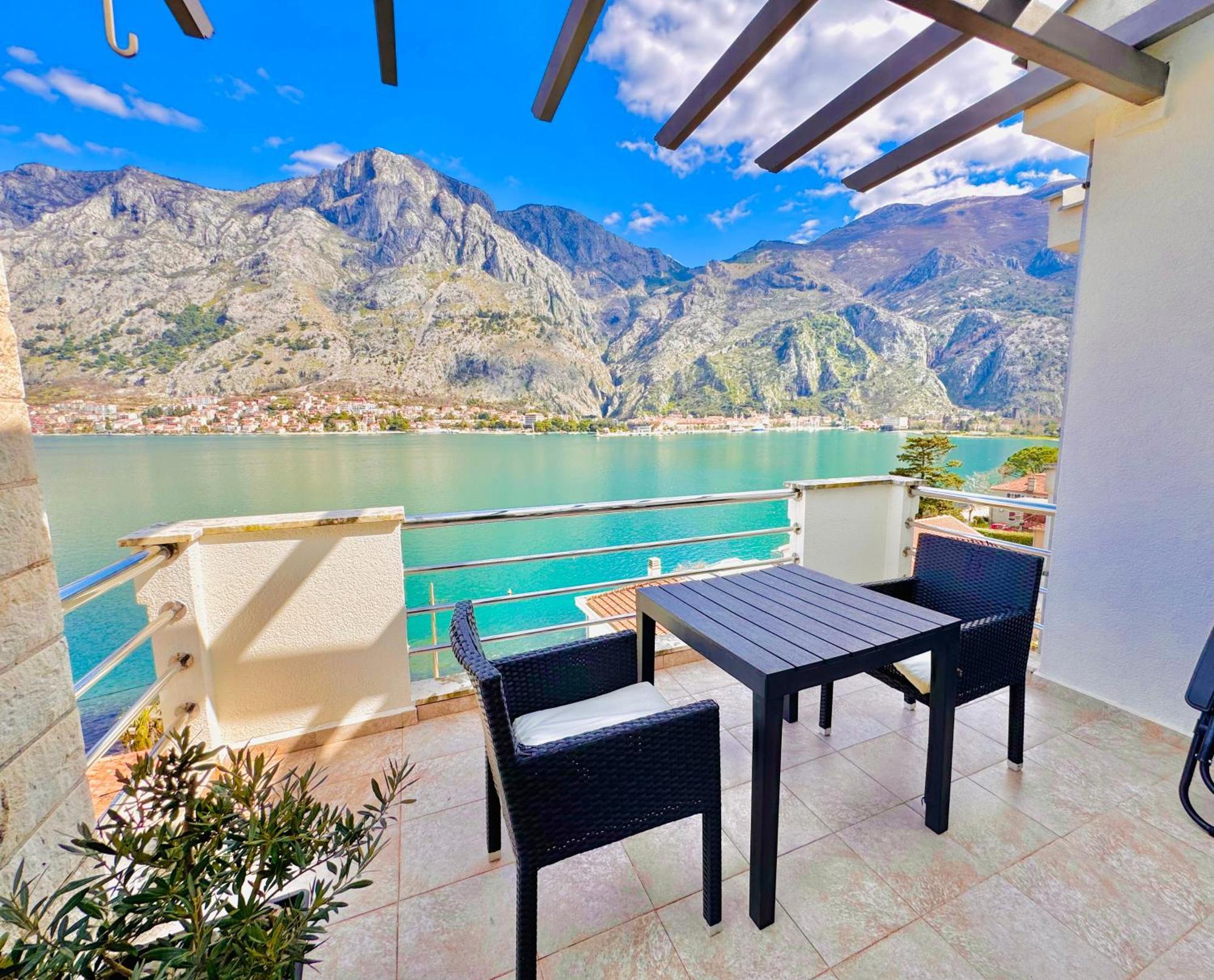 Kotor Muo Apartments C3 ภายนอก รูปภาพ