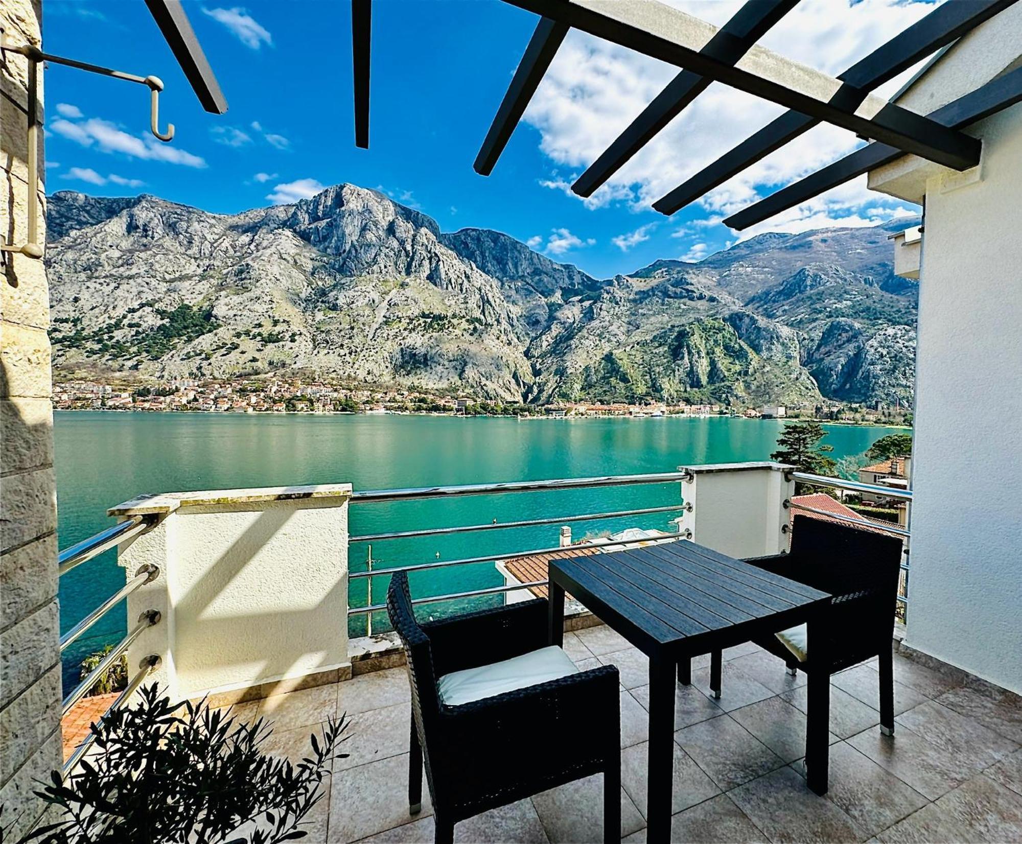 Kotor Muo Apartments C3 ภายนอก รูปภาพ